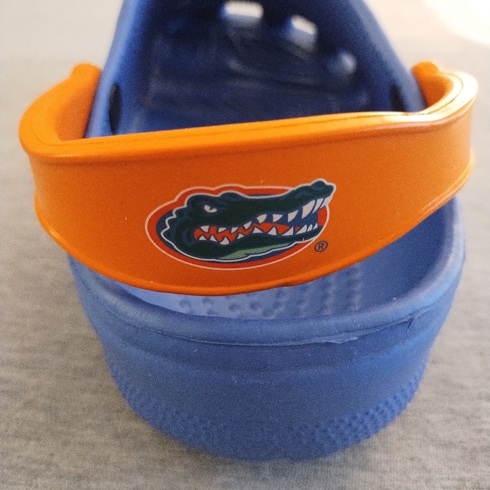 University of Florida Gators Crocs XL - Men’s 10-11 Women's 12-14 NWT Licensed - Picture 8 of 15